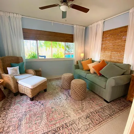 Luxury Home With Hot Tub & Outdoor Oasis Blocks From The Beach St. Pete Beach Exterior photo