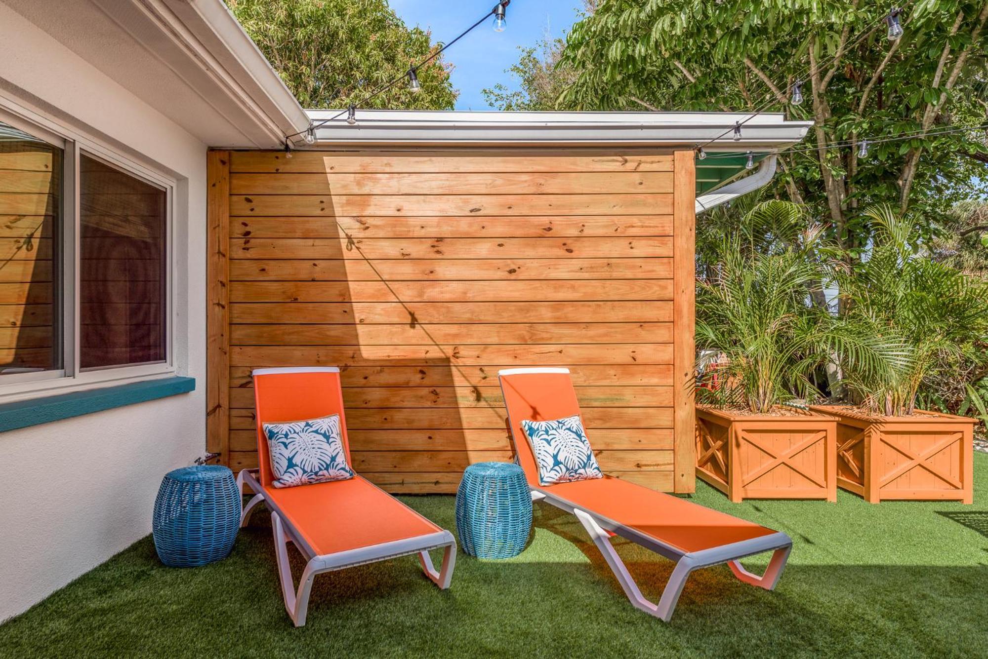 Hébergement de vacances Luxury With Hot Tub & Outdoor Oasis Blocks From The *